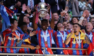 利物浦同时搞定双中卫 3500万签格伊+先签后用新内斯塔