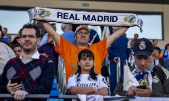 巴萨女足国家德比3-0完胜皇马，西甲冠军几无悬念，霸主地位无人能撼！