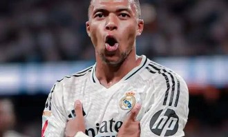 被裁判黑哨，皇马依旧四连胜，阿隆索虐菜能力强，西甲冠军稳了