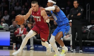 希罗复出24+7弗拉格12+7 韦尔20+18热火险胜独行侠